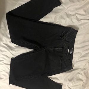 Black Skinny Jeans